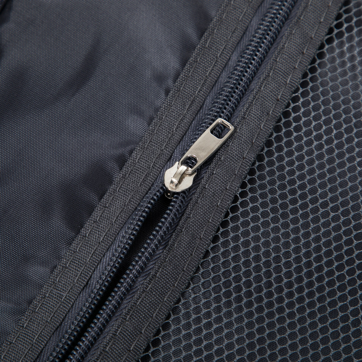2-Piece Spinner Luggage Set with Cosmetic Case