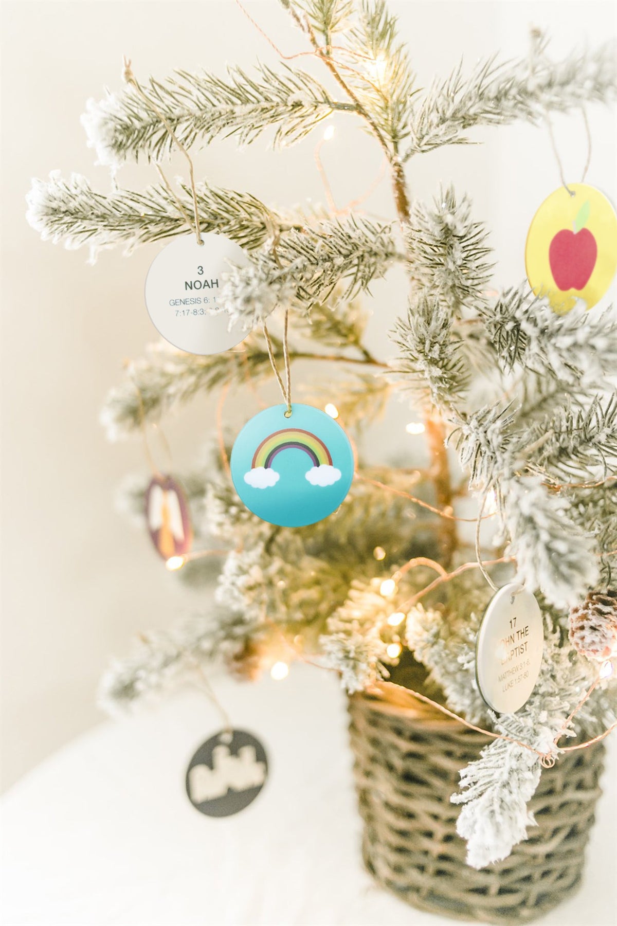 Christ Centered Advent Calendar Ornament Set – product view 3