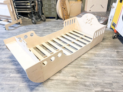 Captain Jack Pirate Ship Bed