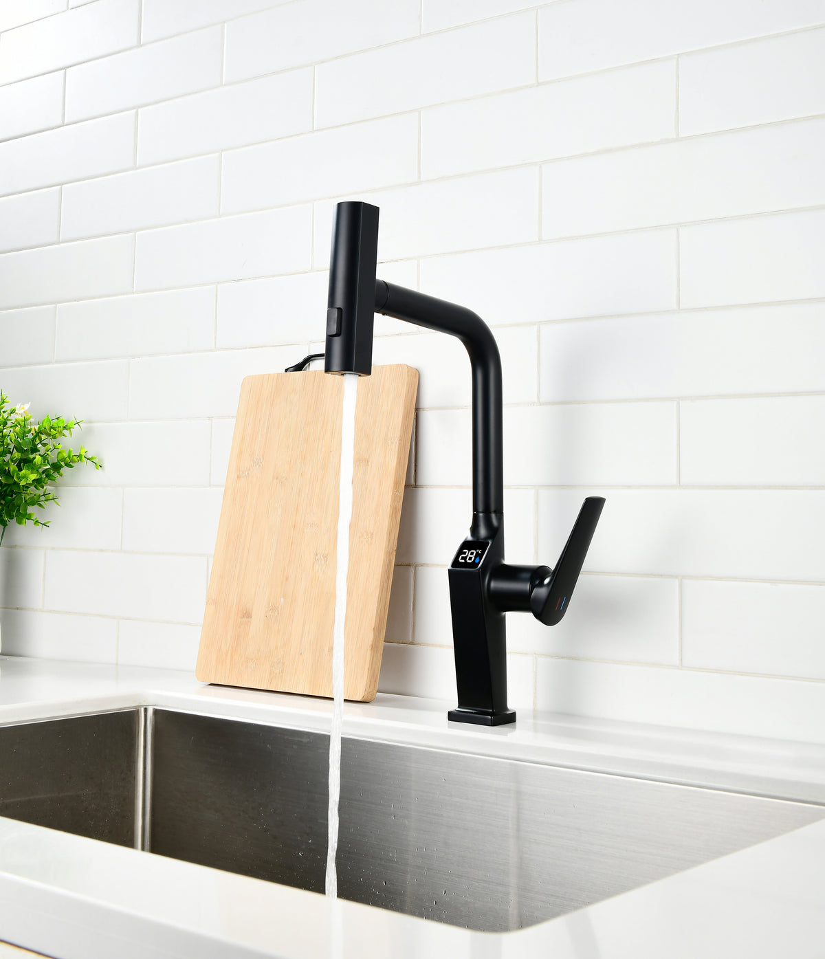 Touchless Matte Kitchen Faucet with Touchless Design - Matte Black